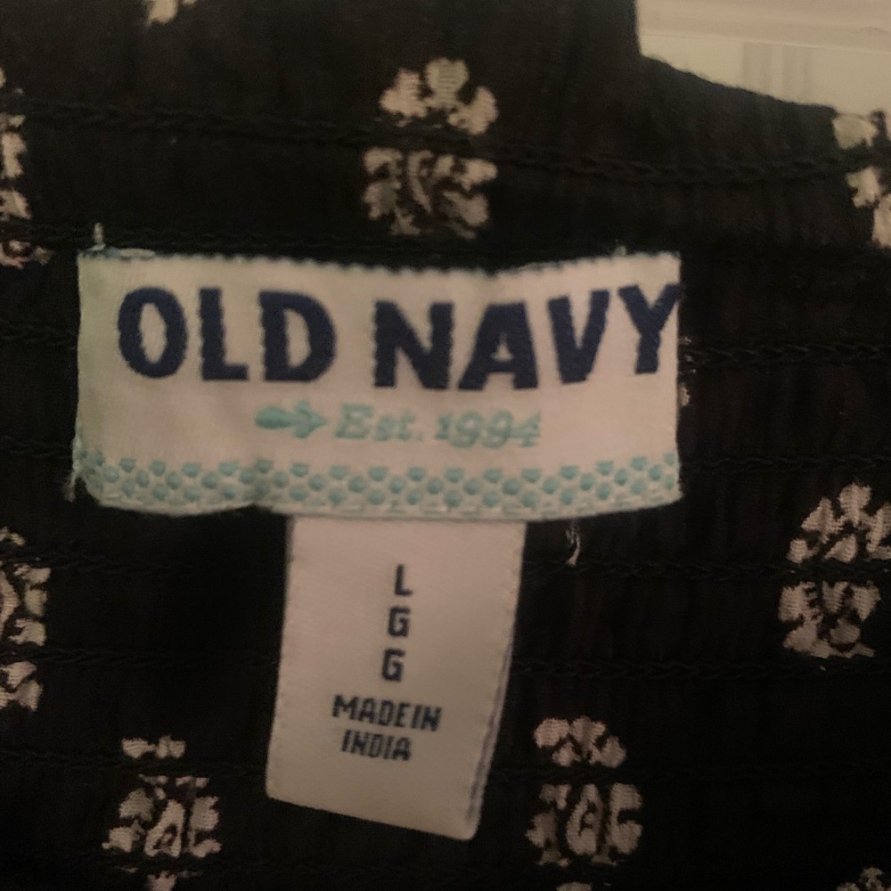 Old Navy smocked waist black and white paisley flare flounce skirt - Picture 5 of 9